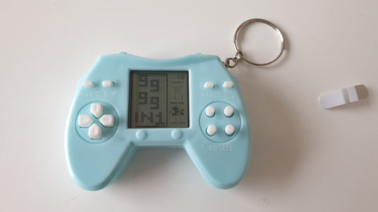 Small cube games console kids keychain