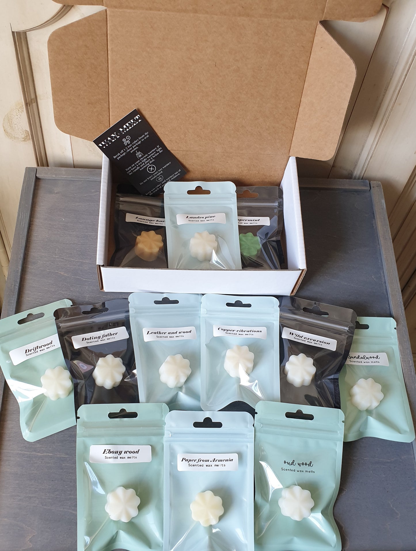 Scented wax melts masculine fragrance box x12