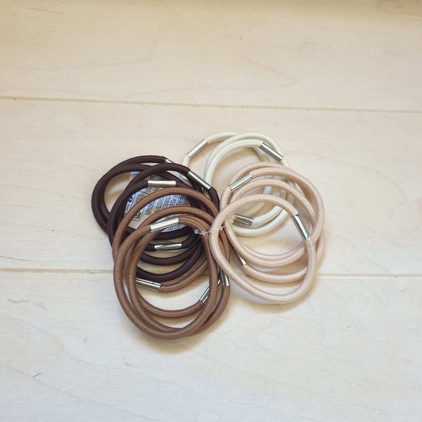 Set of 15 plain hair elastic with metal ring