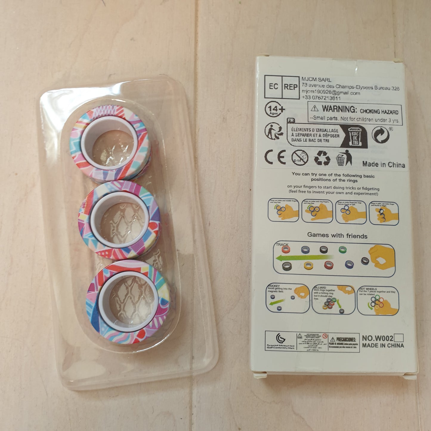 Fingertip magnetic rings toys