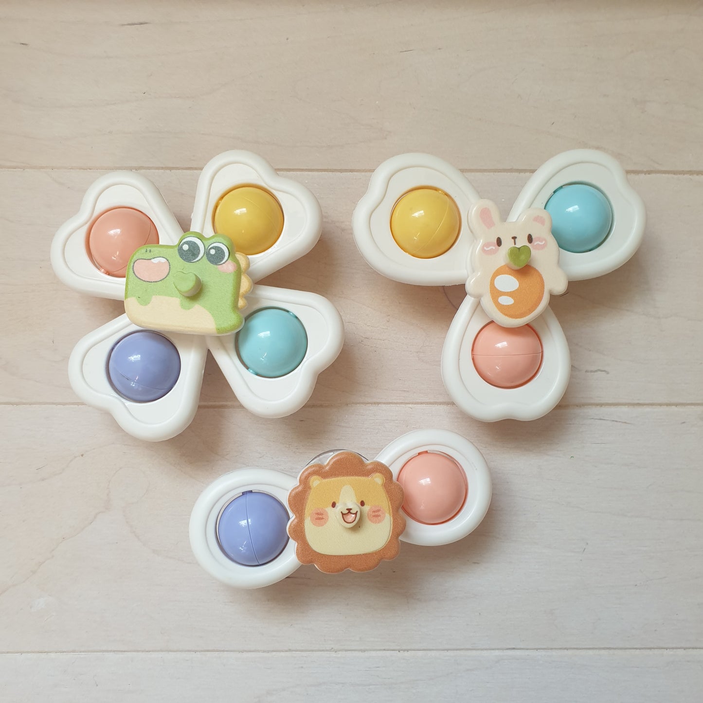 Suction cup baby spinner toys