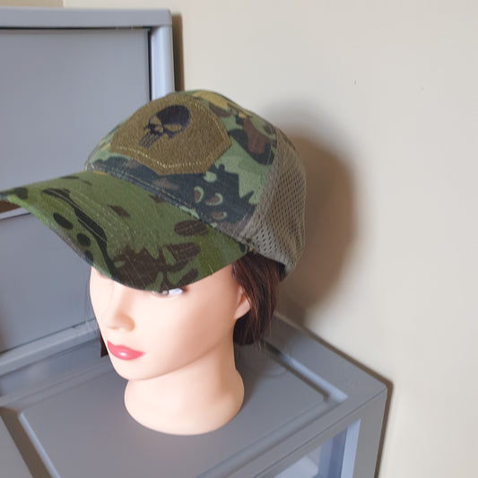 Adjustable camouflage green cap skull