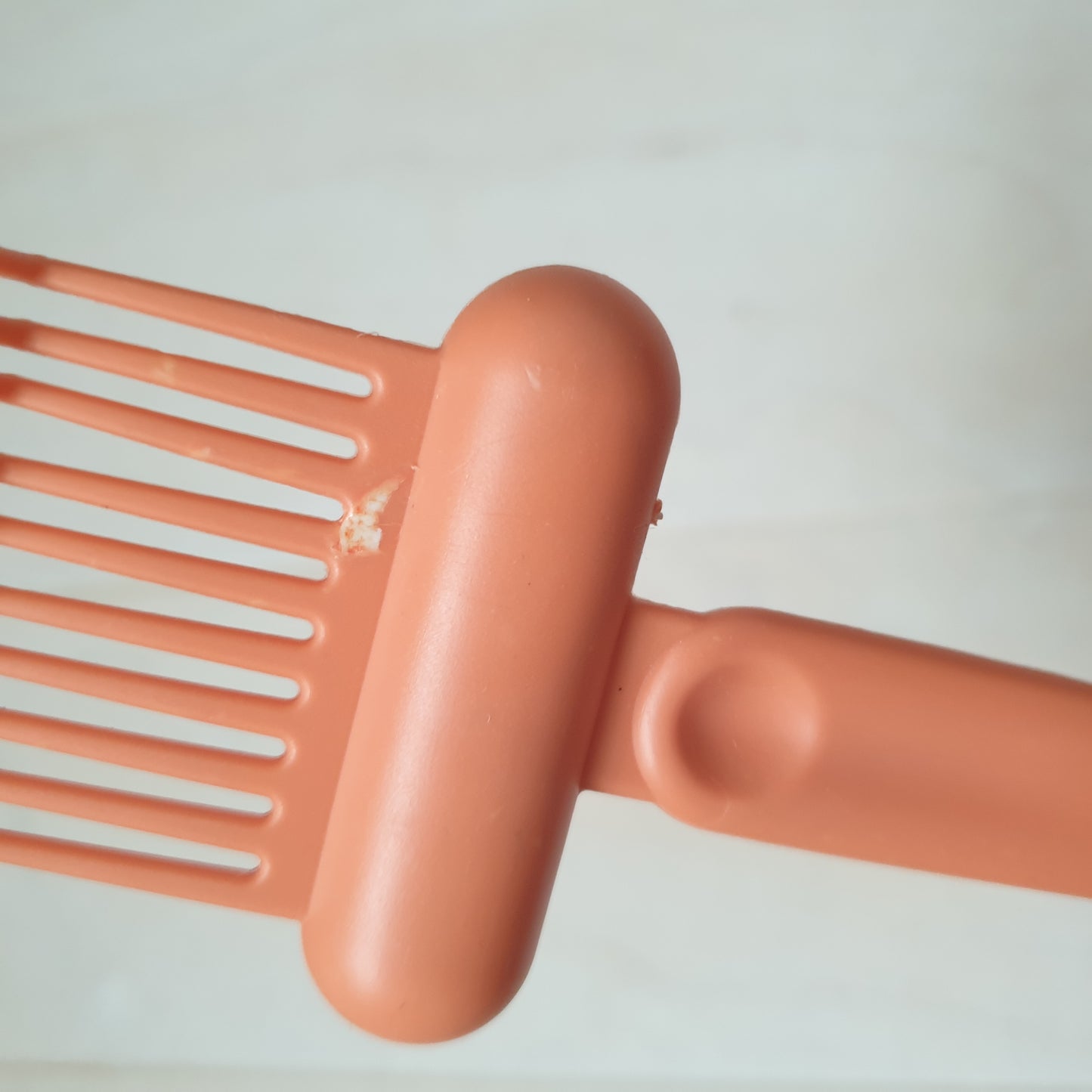 Hair brush cleaner defect