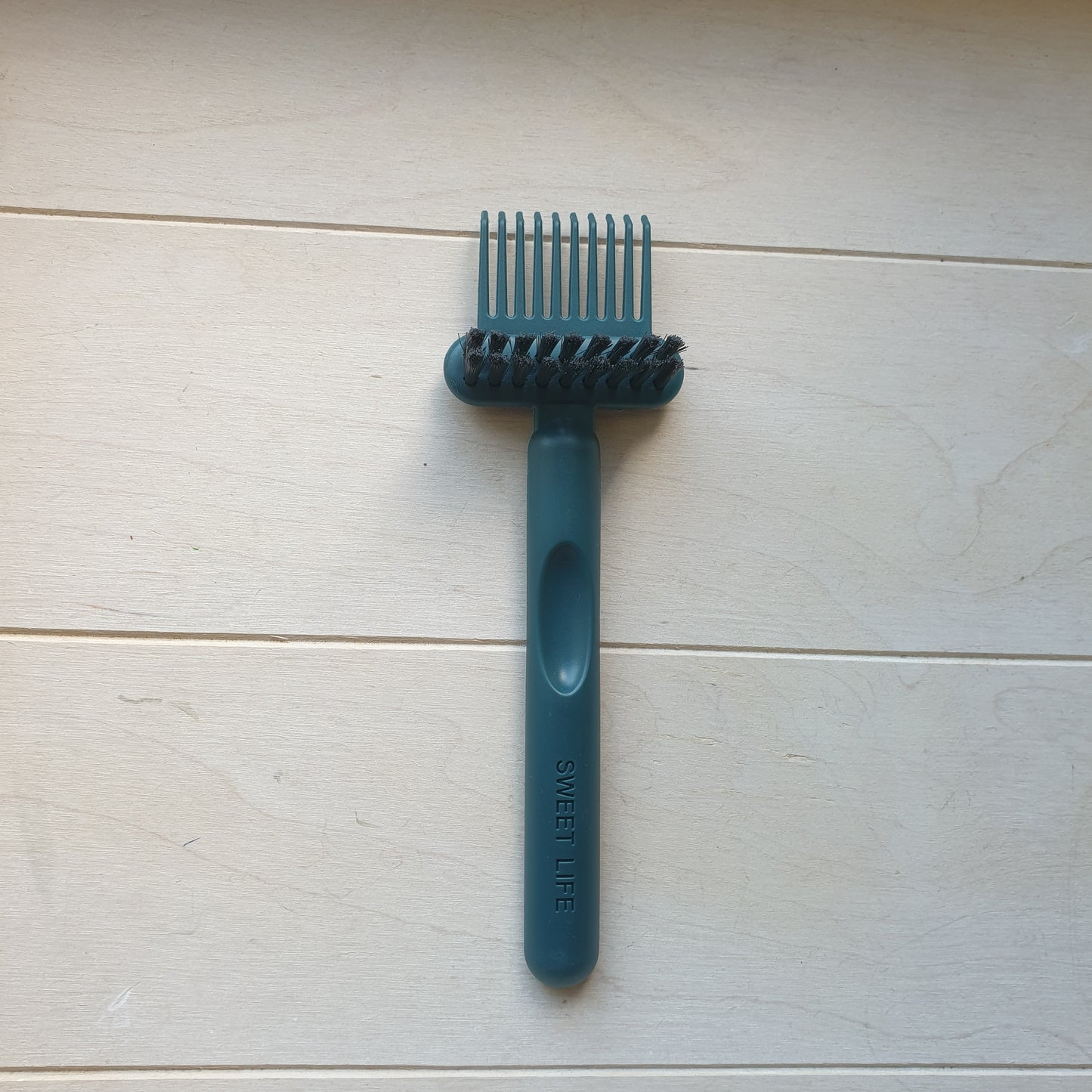 Hair brush cleaner