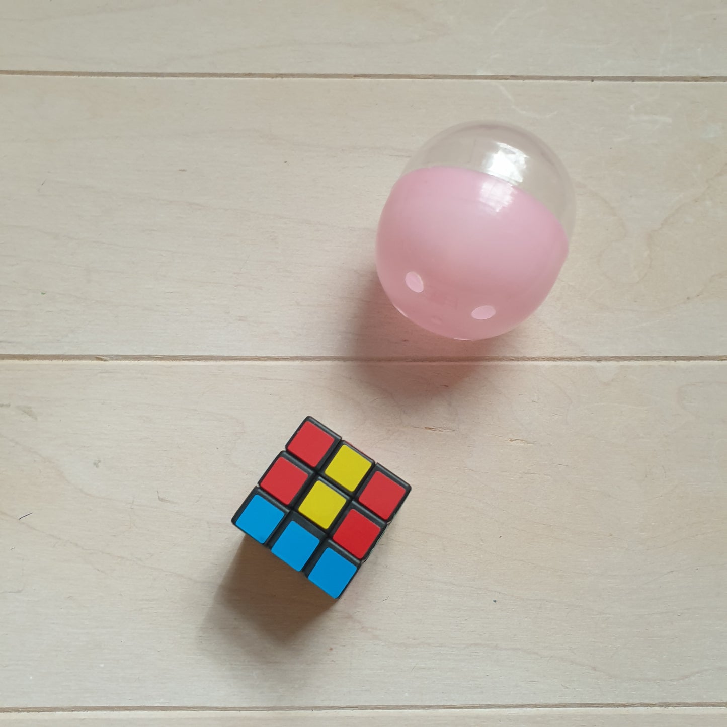 Mini cube toy