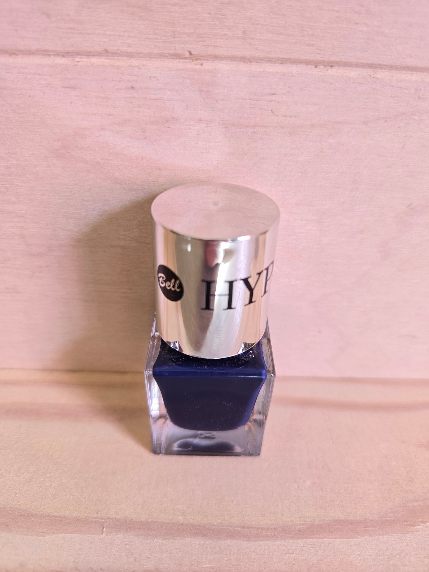 Nail polish hypoallergenic