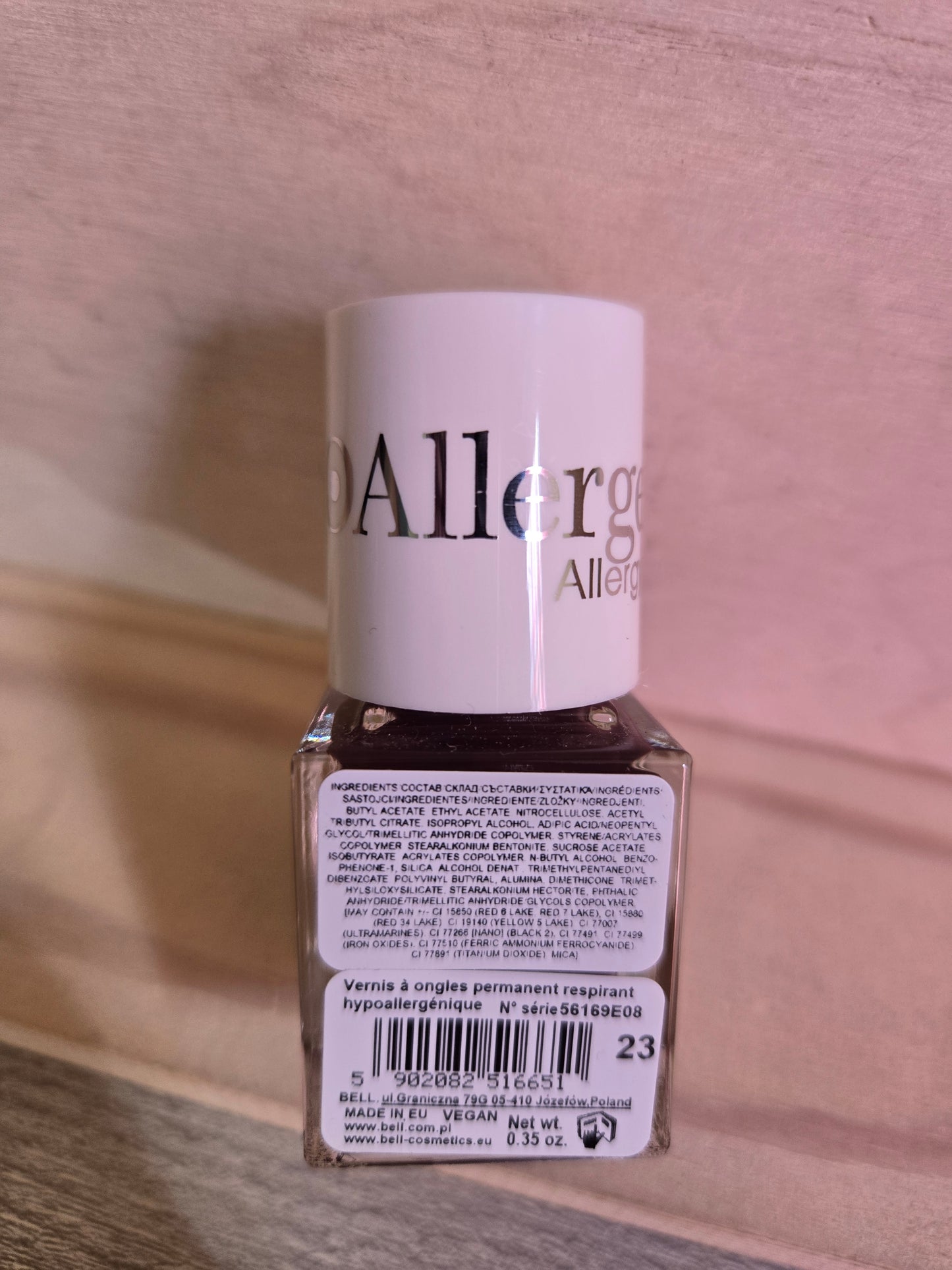 Nail polish hypoallergenic